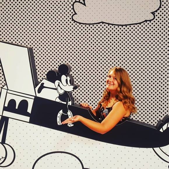 Meet your Posher, Emily - Picture 1 of 1